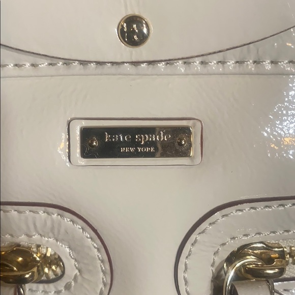 Kate Spade clutch with gold detail - Picture 2 of 11